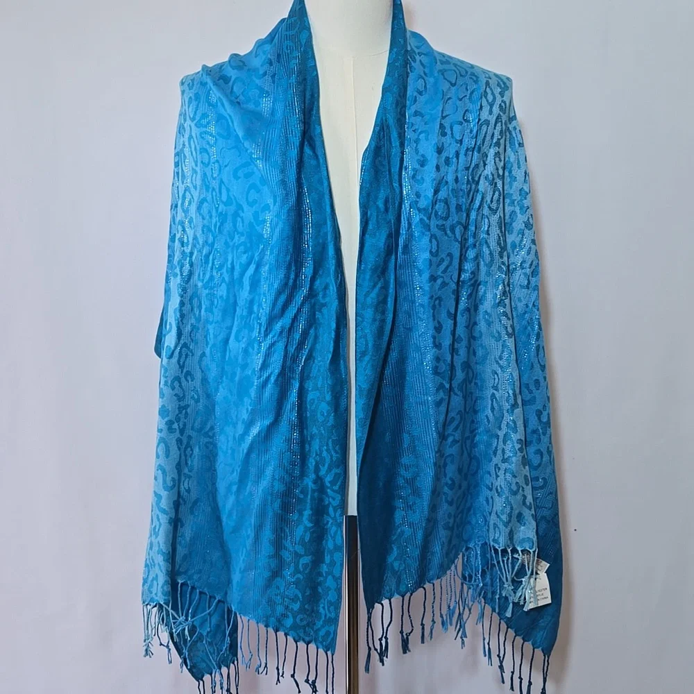 Pashmire Blue Ombre Leopard Animal Print Fringed‎ Scarf Wrap Classy